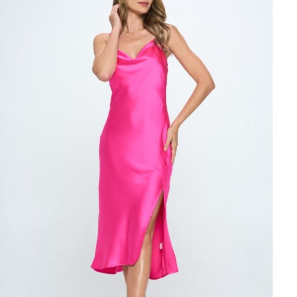 Forever 21 Dresses & Skirts - Forever 21 Pink Midi Dress